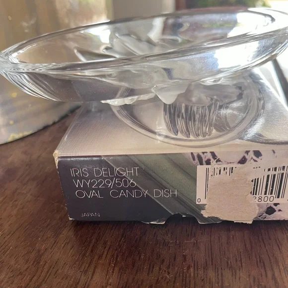 Studio Nova Iris Flower Oval Glass dish - Picture 3 of 5